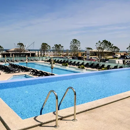 Ciu & Biu In Infinity Pool & Apartamento *