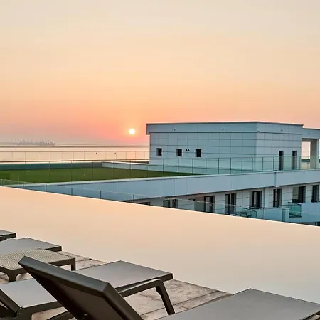 Ciu&biu - Infinity Pool&spa Mamaia