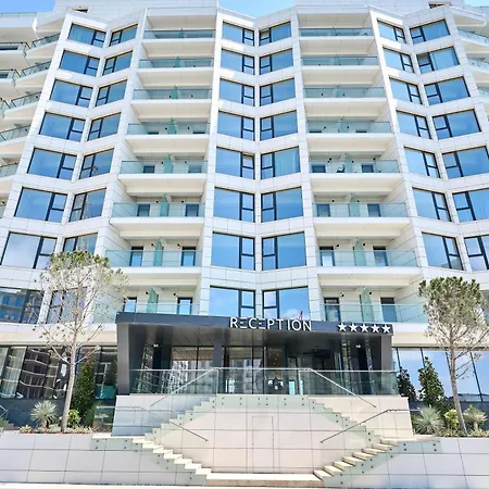 Ciu&biu - Infinity Pool&spa Mamaia