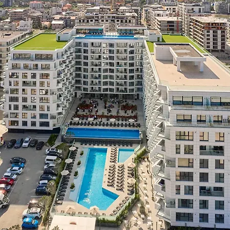 Ciu & Biu In Infinity Pool & Apartamento Mamaia