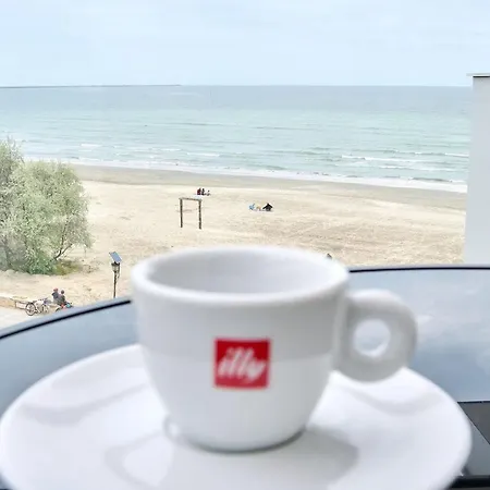 Ciu & Biu - Infinity Pool & Apartment