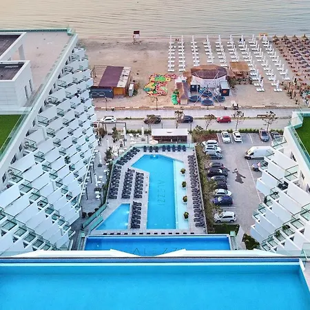 Ciu & Biu - Infinity Pool & Spa Resort