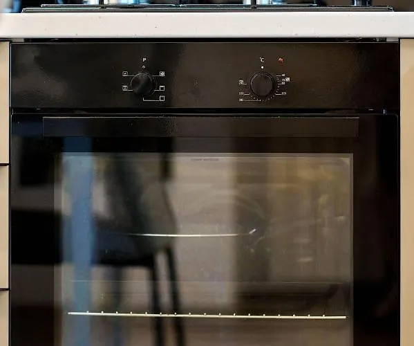 Ciu & Biu In Infinity Pool & アパート